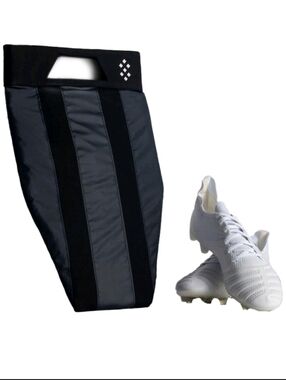 Salt FIRE! NWT! Aercase Cleat Bag in Black. Sz Up to 12M Reg. R2S!!